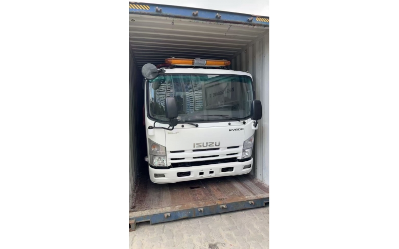 2 units ISUZU KV600 tow trucks load in a 40HQ container to Guatemala