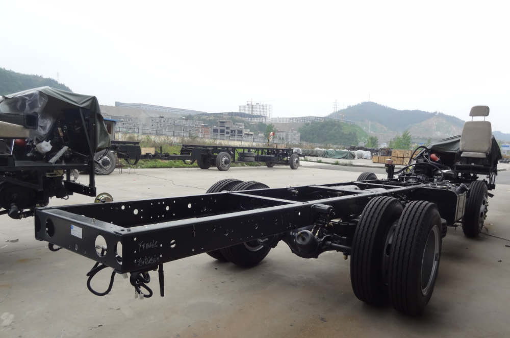 New Arrival: Vehicle chassis, passenger car chassis, truck chassis(图3)