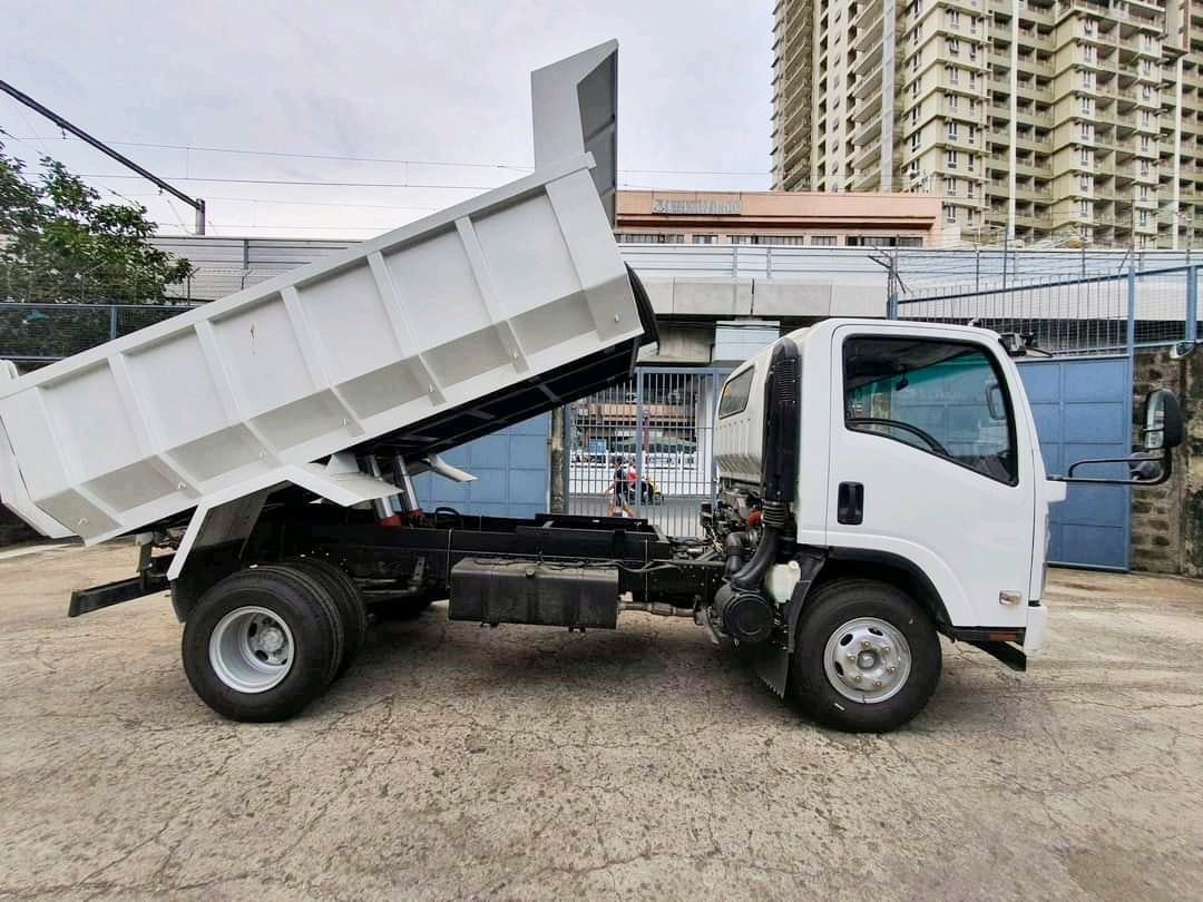 Camión volquete ligero del camión volquete 130HP ISU ZUs de 4K 600P con el cargo de los 3.2M en vent(图5)