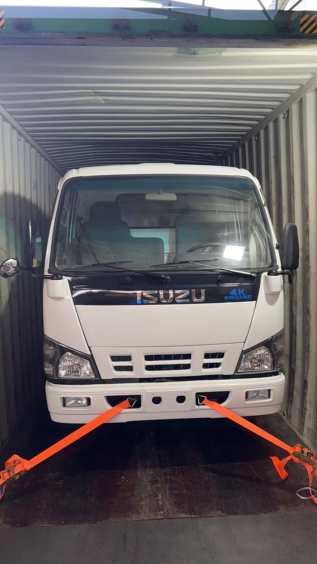 Bangnisen envía camión Isuzu a Guatemala(图1)