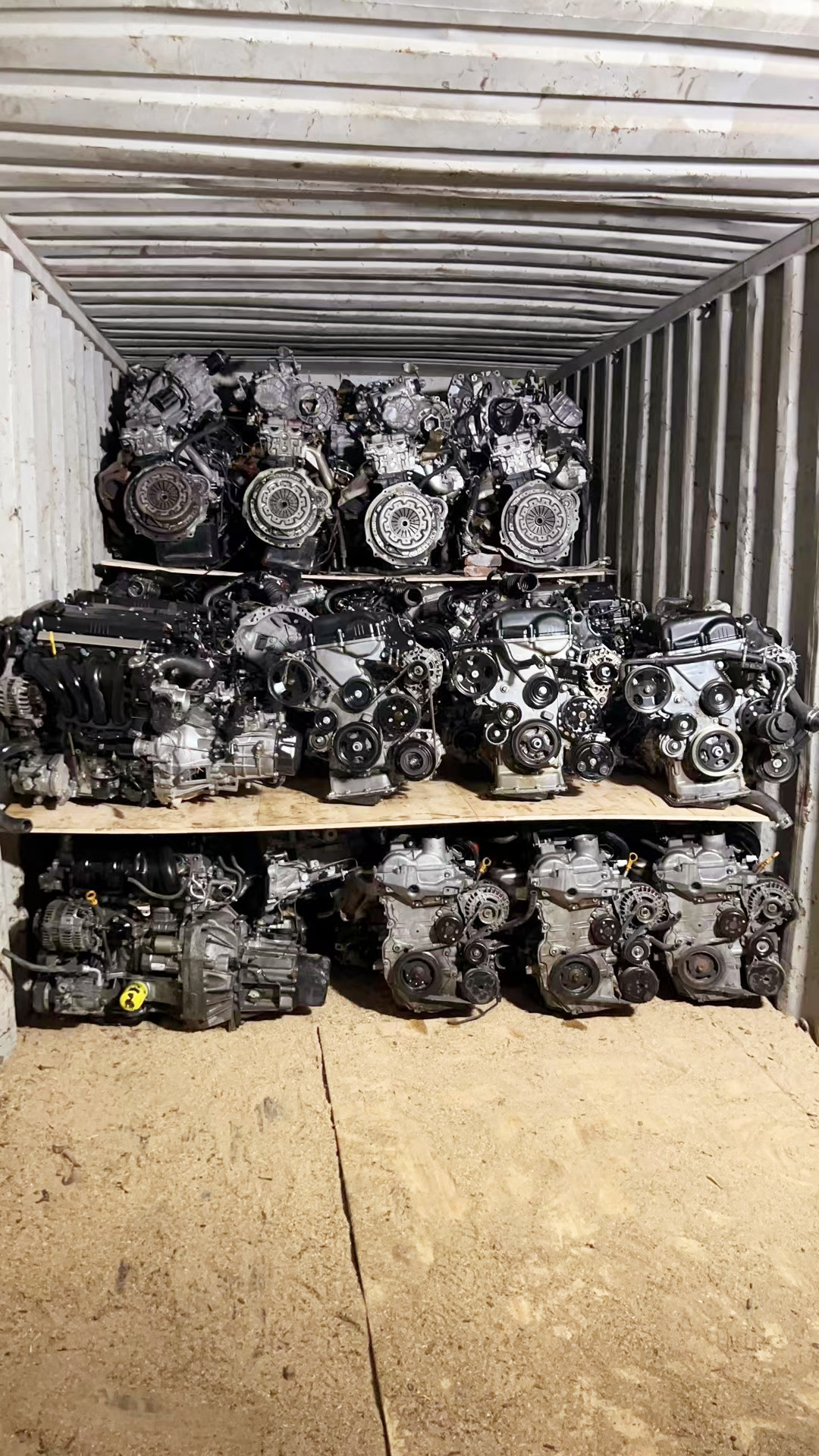 Bangnisen load gasoline engines to Peru on 24th April(图5)