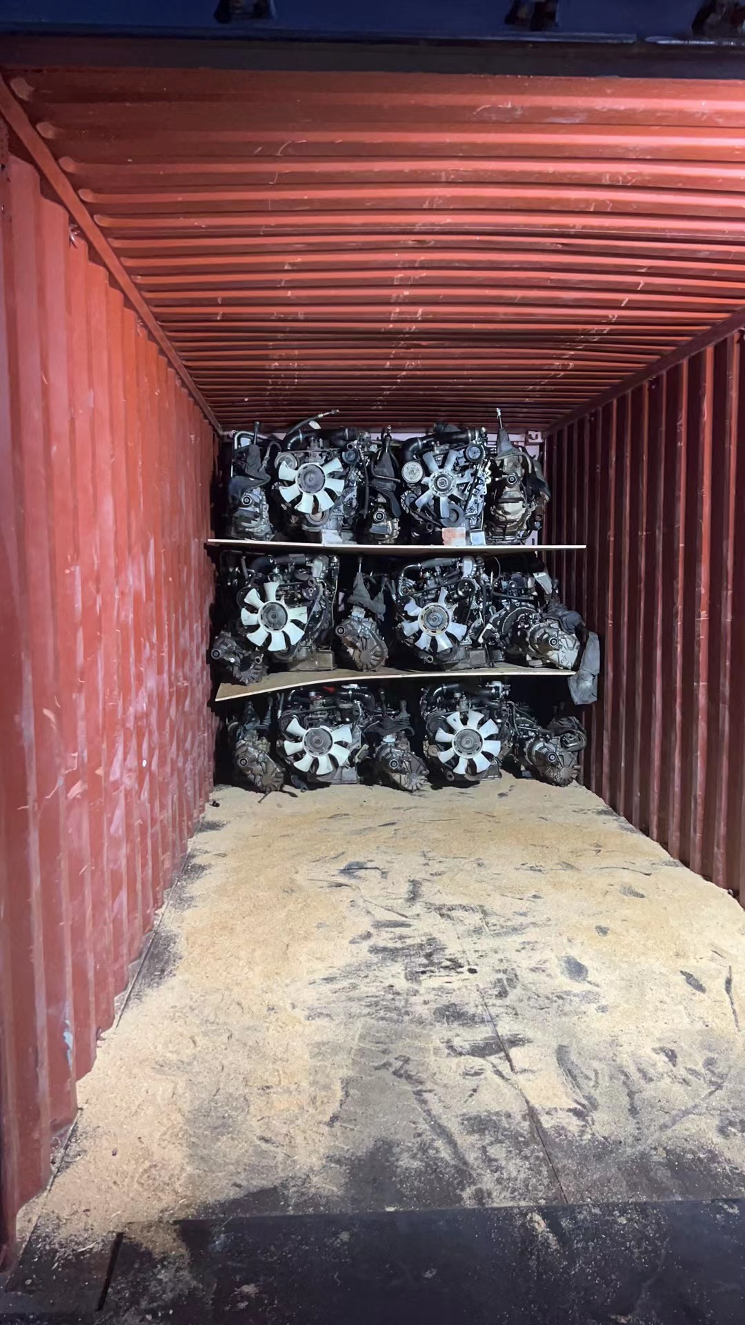 Mix load engines for NISSAN ISUZU HYUNDAI to GUTAMALA(图3)