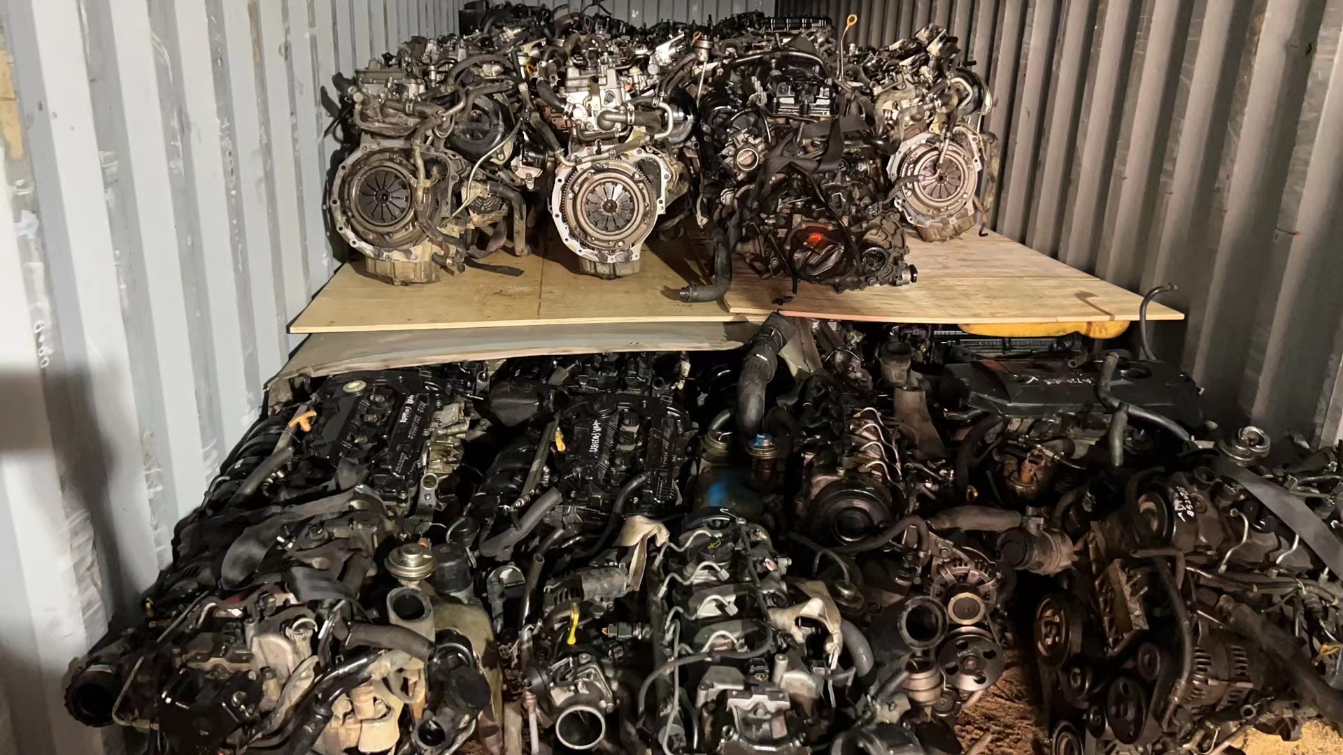 BANGNISEN mixed load engines for HYUNDAI ISUZU TOYOTA CUMMINS NISSAN to COSTA RICA(图2)