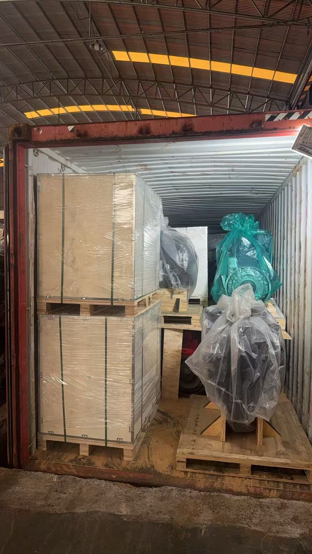 ? Successful Shipment! 6BT & 4BT Engines Loaded in 40HQ Container Bound for El Salvador(图4)