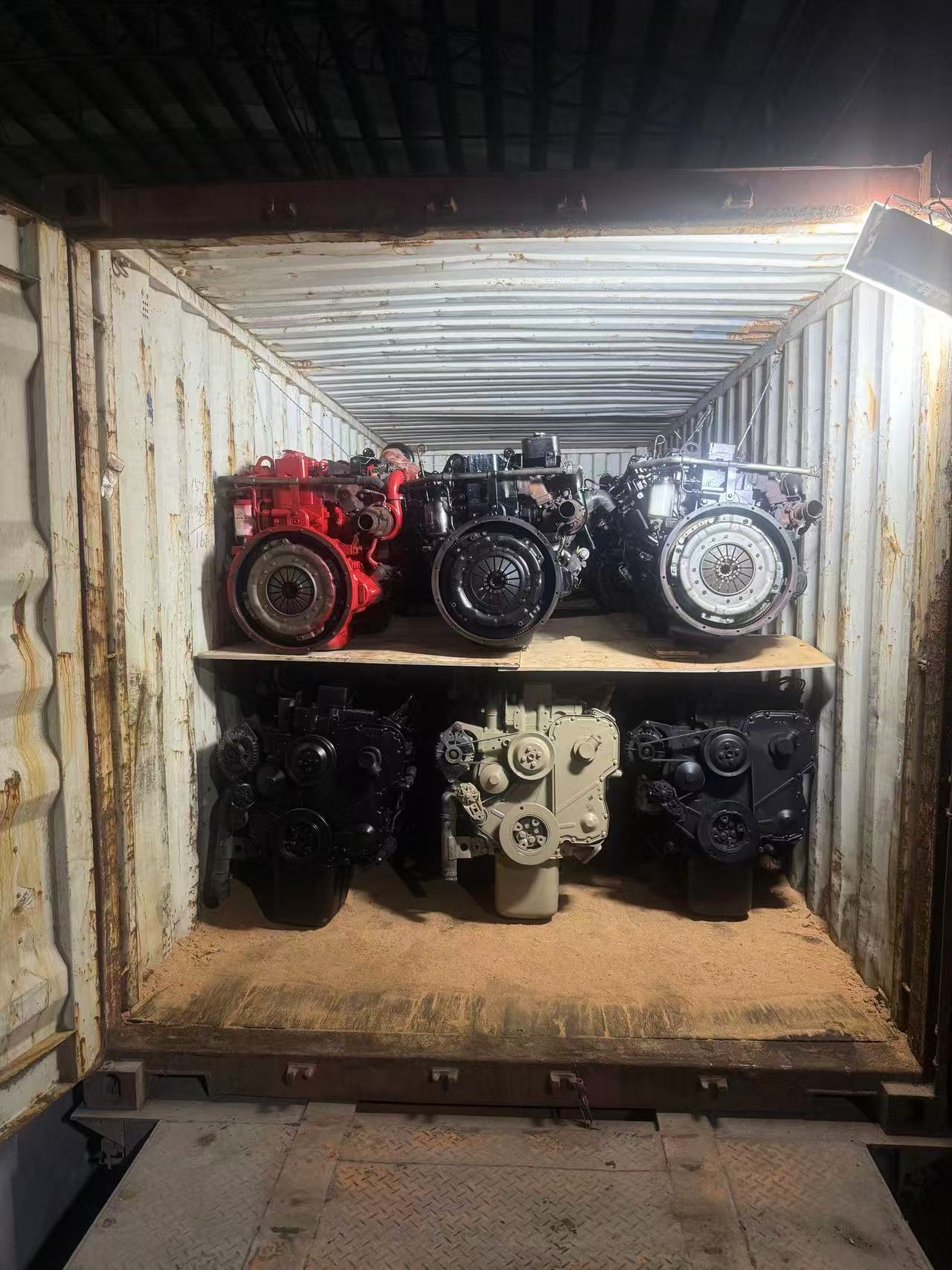  Mixed Shipment to Guatemala! Used 6BT/4BT Engines + New Turbos Loaded in 20HQ Container(图4)