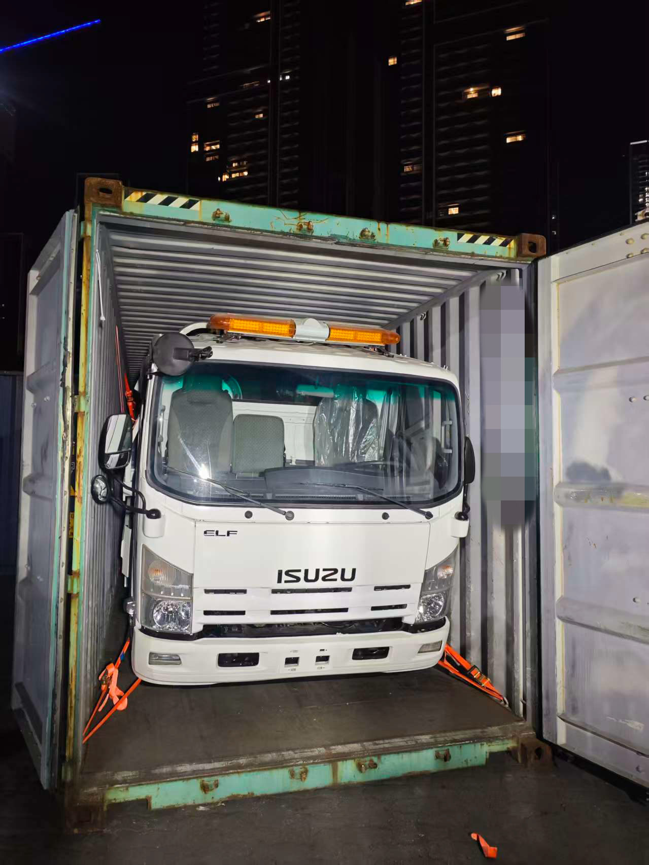 2 units 700P tow truck with blue platforms Shipped to El Salvador(图3)