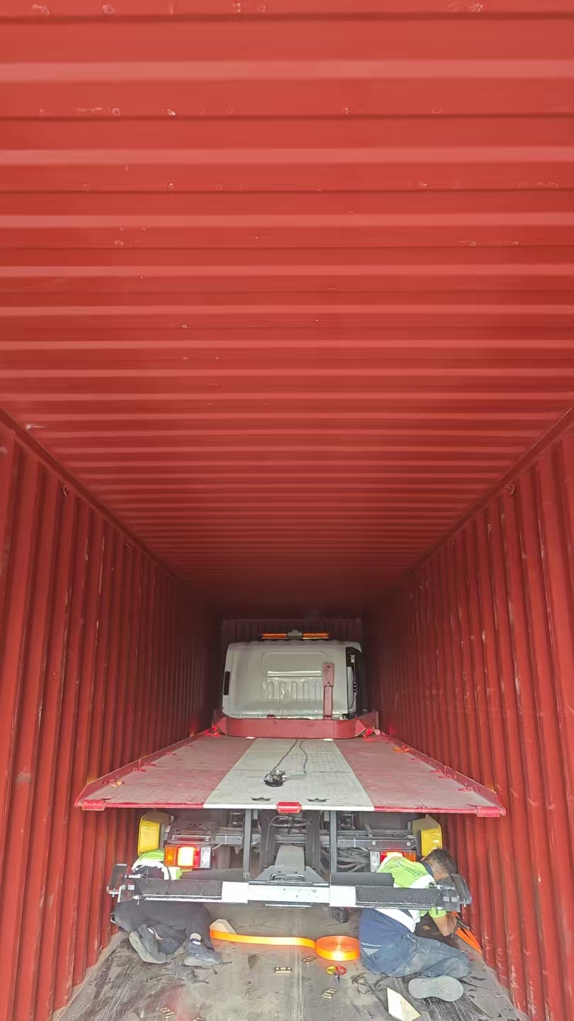 KV600 Tow Truck and Dump Truck Shipped to El Salvador(图2)