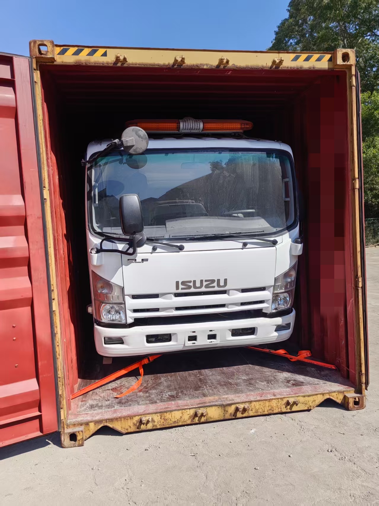 Potencia en Movimiento: Dos Grúas 700P Rumbo a Costa Rica(图4)