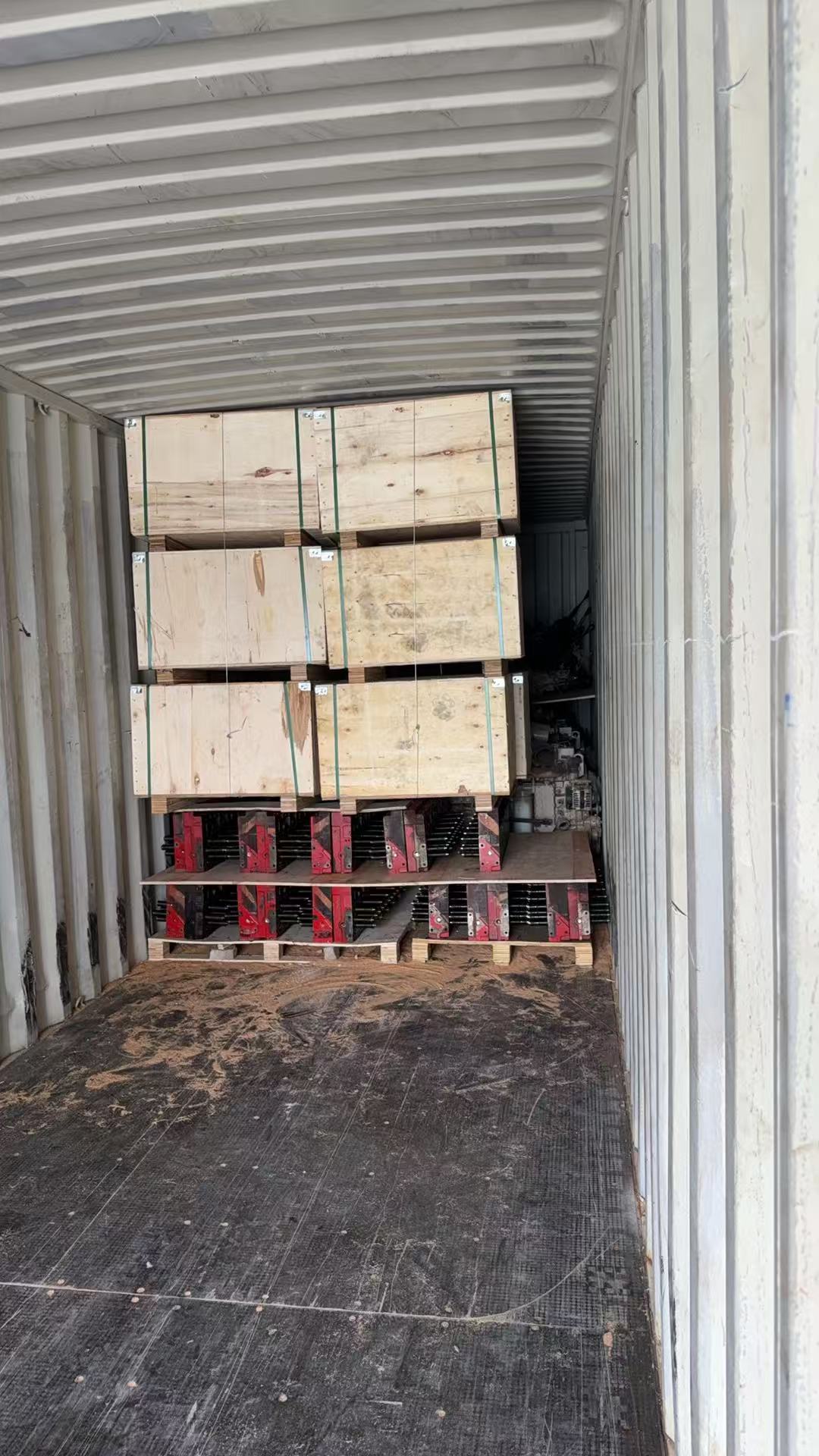 The new engines 7/8, along with the new engines, were shipped to Mexico in a 40HQ container.(图6)