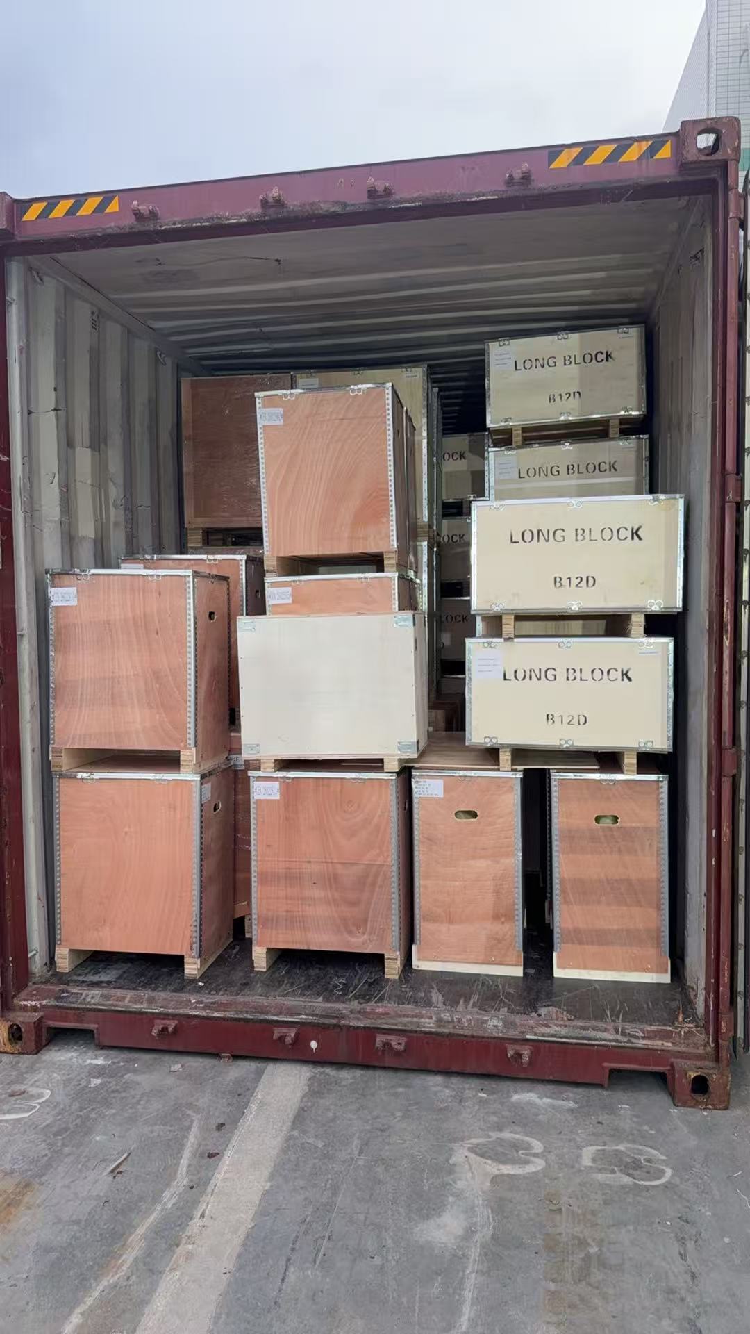 The new engines 7/8, along with the new engines, were shipped to Mexico in a 40HQ container.(图10)