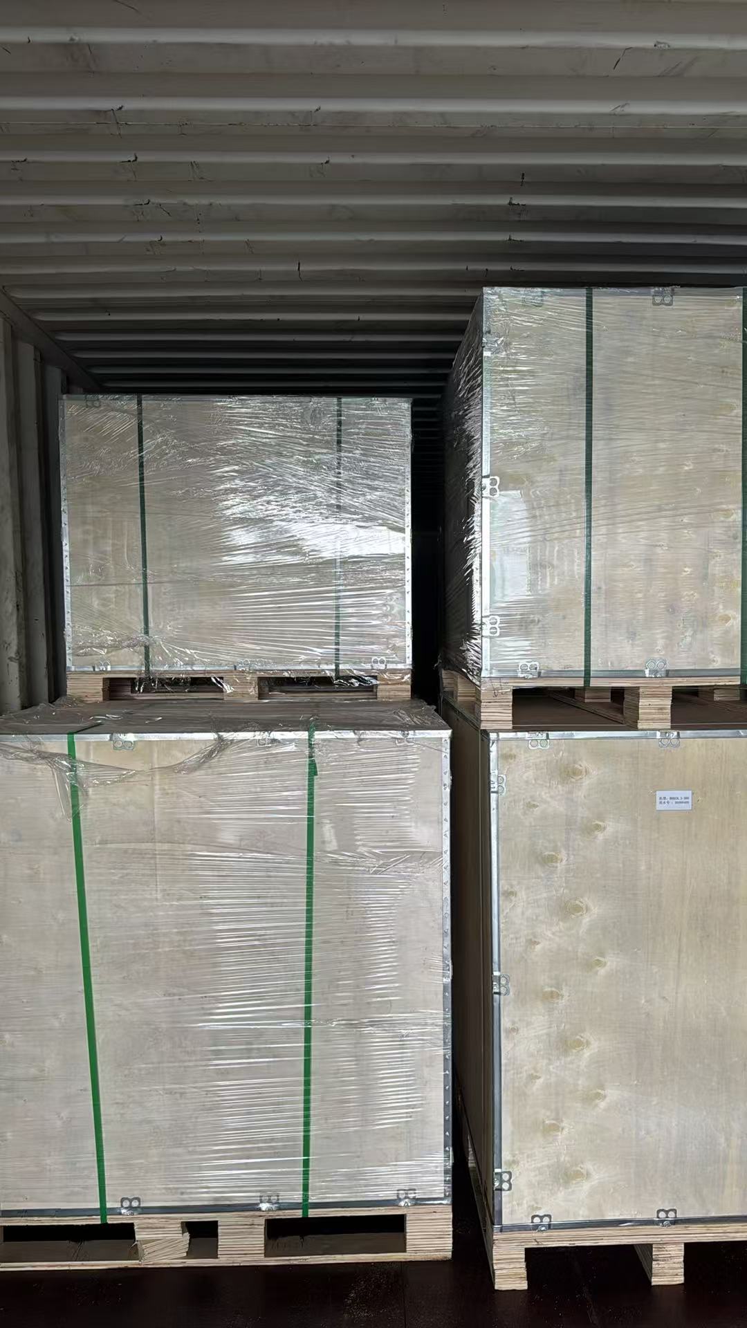 Contenedor de 40 pies (High Cube) cargado con motores 6BT, 6CT y 6LT totalmente nuevos.(图1) Contenedor de 40 pies (High Cube) cargado con motores 6BT, 6CT y 6LT totalmente nuevos.(图1)